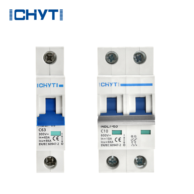 High voltage DC circuit breaker